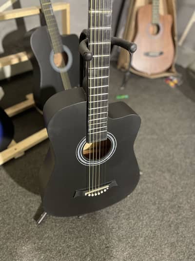 Box pack guitar available delivery all over pakistan