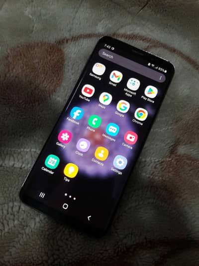 Samsung s9  F model  All okay  4GB 64gb pta block
