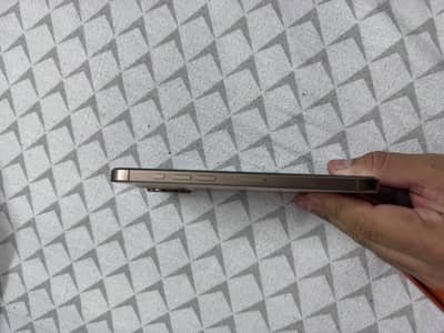 Apple iPhone 16 pro max