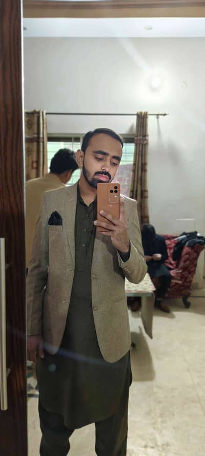 Ashgzar ali