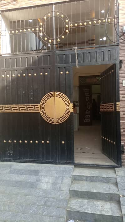 Beautiful Like Brand New House with Gas Aur 2 Electricity Meter house for rent