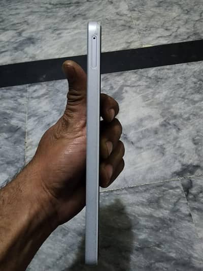 Galaxy A16 10/10 mirror condition