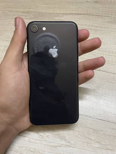 IPHONE  8 OFFICIAL PTA APPROVED WITH BOX CONDITION 10/10