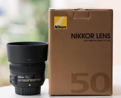 Nikon 50MM 1.8 lens 10/10 condition