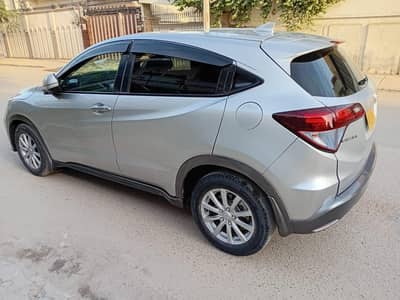 Honda vezel 2014