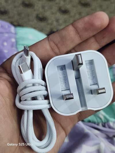 Apple iphone Original 20w Charger 14, 15, 16, 17 Pro Max  03144114023