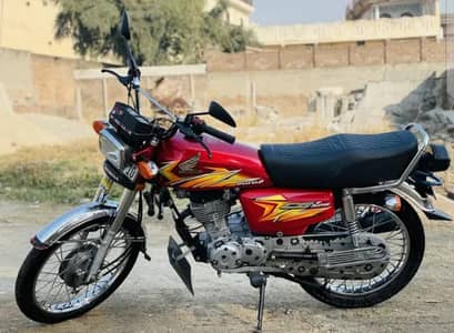 Honda CG 125 2021 model urgent for sale