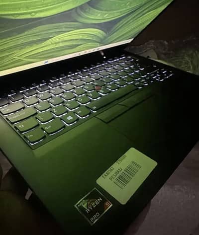 Lenovo Ryzen 5 PRO DDR 4 Full HD Touch Display WITH 2GB GRAPHICS