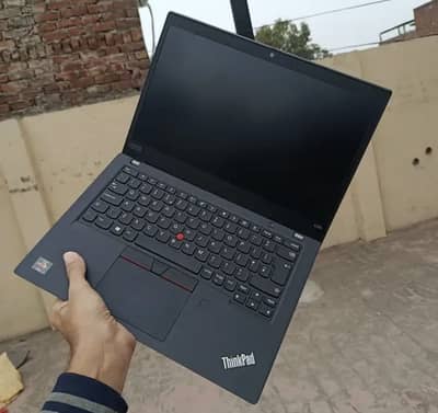 Lenovo Ryzen 5 PRO DDR 4 Full HD Touch Display WITH 2GB GRAPHICS