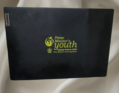 Lenovo V14 G3 - i5 12thGen - 8GB DDR4 - 256GB SSD - Original Charger