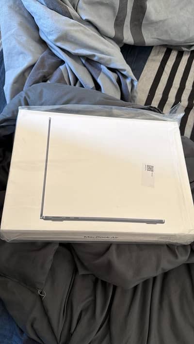Macbook Air M2 Non-Active