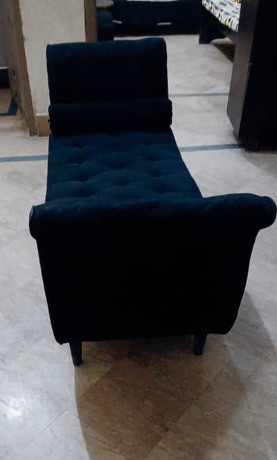 Sofa 2 seater for sale  . Sylish & decent looks.