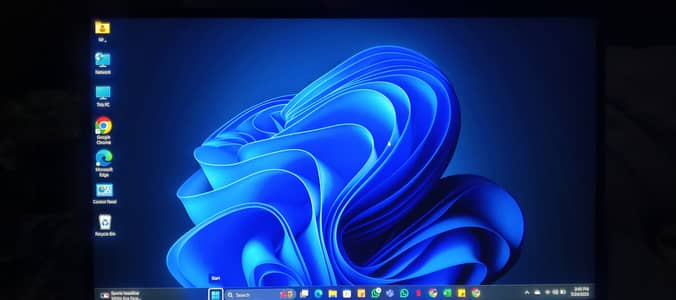 Dell XPS 9365 X360 TOUCH DISPLAY CORE I7 7Th GEN 16GB RAM 256GB SSD