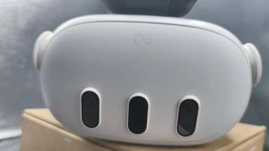 Meta Quest 3 with Box & Head Gear & 15ft Braided Charging Cable