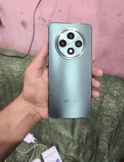 Oppo Reno 12F 5G