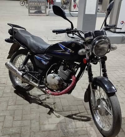 Suzuki GS 150cc Euro 2 2014