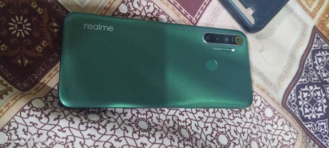 realme 5i 4/64
