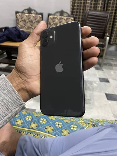 iPhone 11 all okay