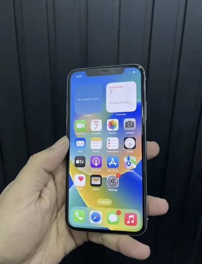 iPhone X for sale 25k demond