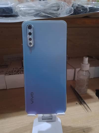 vivo s1 4/128  display finger urgent sale