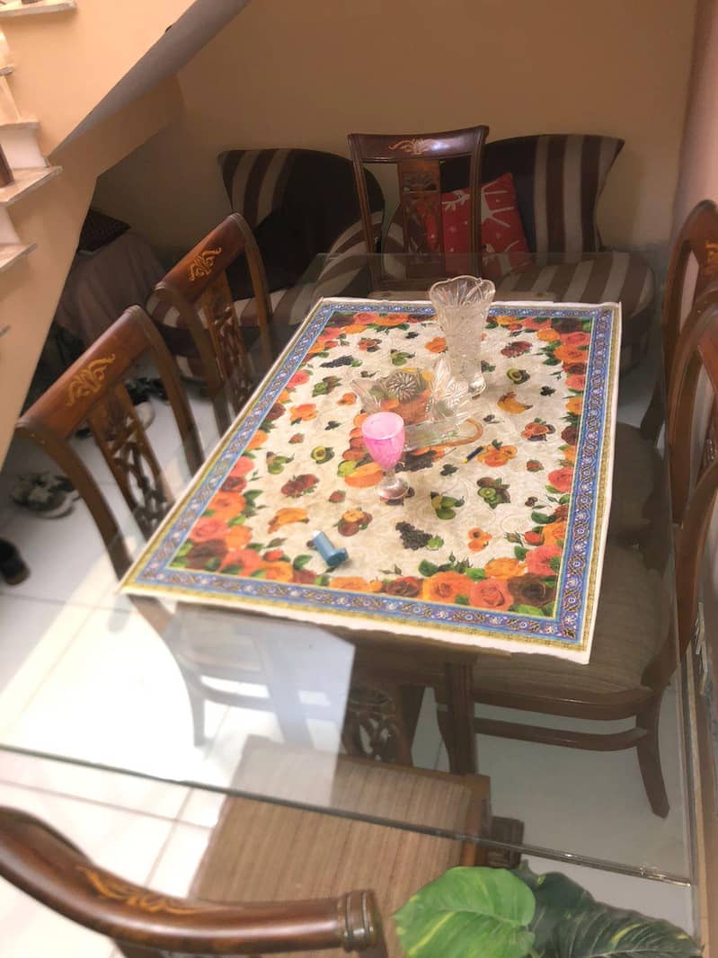 dinning table 0