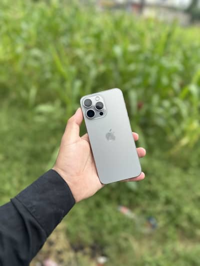 Iphone 15 pro max jv