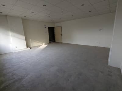 Office Of 450 Square Feet Is Available For sale In Gulshan-e-Iqbal - Block 10, Karachi