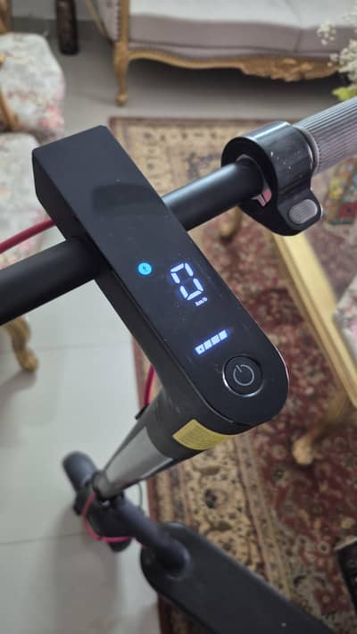 xiaomi mi scooter 4 pro in almost brand new condition