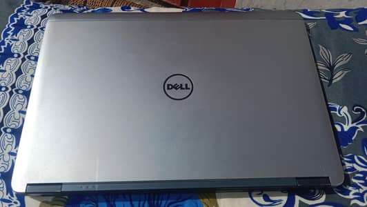 laptop for sale core i5 4th generation 8 GB RAM 128 GB SSD