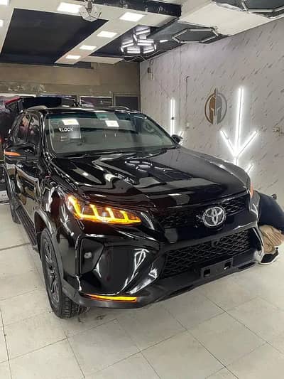 Rent a car Service , Corolla, Yaris ,Civic , Revo, Fortuner , V8, Audi