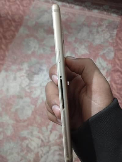 Samsung galaxy C5PRO 4RAM 64STORAGE