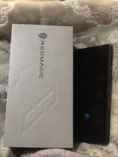 REDMAGIC 10 PRO with box  EXC possible with iphone 15,16 pro max