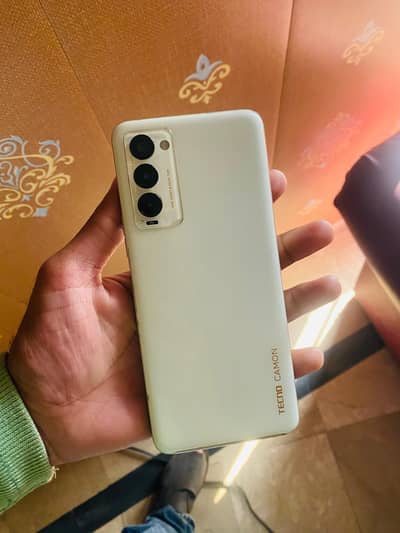 Tecno Camon 18t (128) Official PTA Program Argent For Sale Fix Price