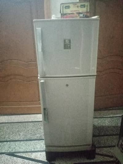 Dowlence fridge