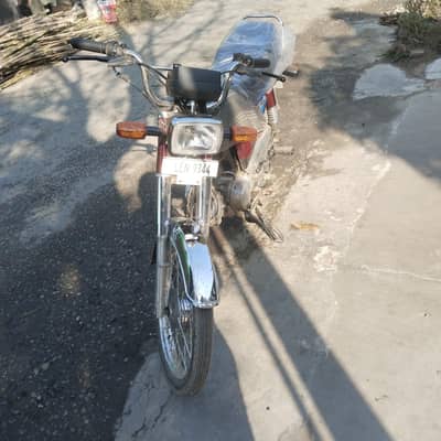 pak Hero bike for sale 03226243462