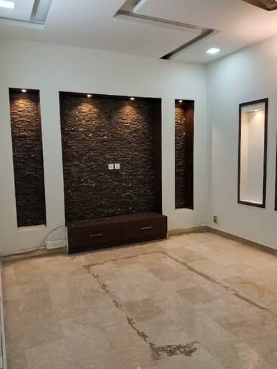 7 Marla Ground Portion Available For Rent In G-15 Islamabad.