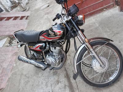 Honda 125 2024 full new shroom condition 1 b scratch nai