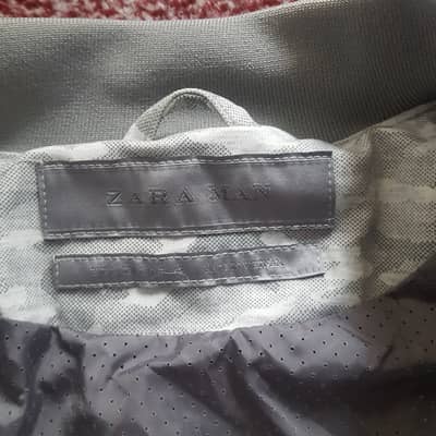 BRANDED JACKET IMPORTED FROM ENGLAND AT DISCOUNTED RATE