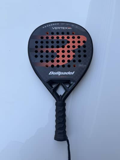 Bullpadel Vertex 4 Hybrid Padel Racket