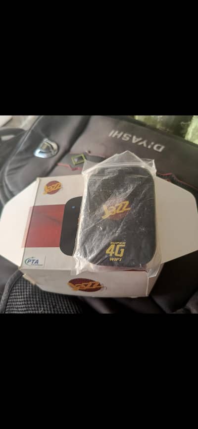 Zong bolt,,jazz, ufone,telenor,onic unlocked 4g wifi device03448502692