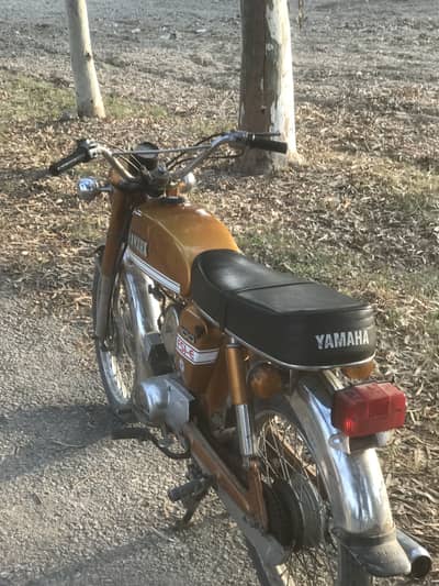 Yamaha yb 100