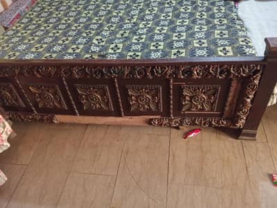 Bed set & singhar table