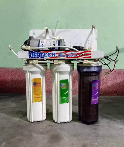 RO Water Filter / Plant - Like New, Newly Replaced Filter