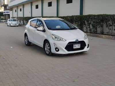 Toyota Aqua 15/18 Push Start | Full Option  | Pearl White | B2B
