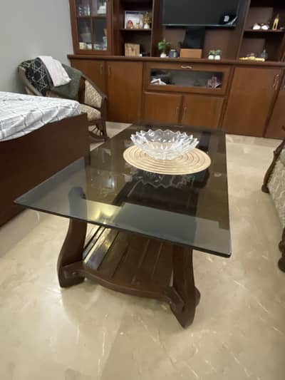 Sheesham wood center table with accessories
