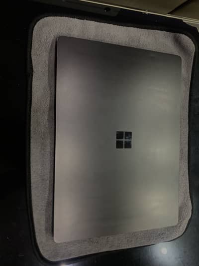 Microsoft Surface Laptop 4 13.5" | i7 11th Gen | UK Used (Not Local)