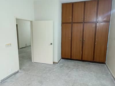 4 Marla 2nd Floor for Rent in DHA Phase 1 Block H