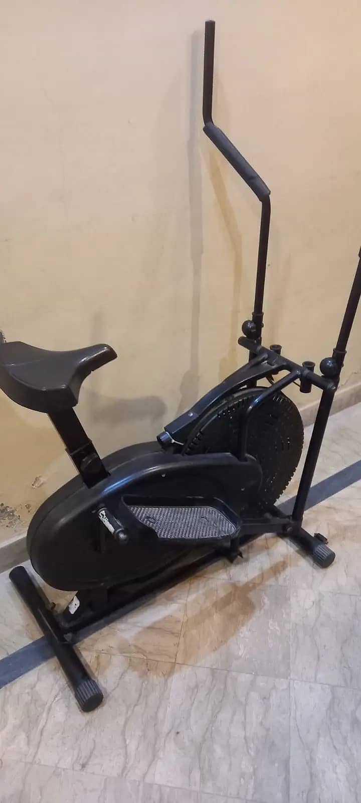 Elliptical cycle 0