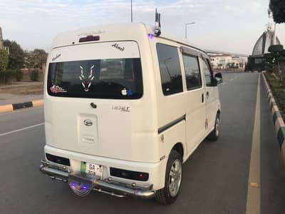 Daihatsu Hijet 8/12 manwal