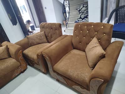 safa set 1+1+3 with cushionss